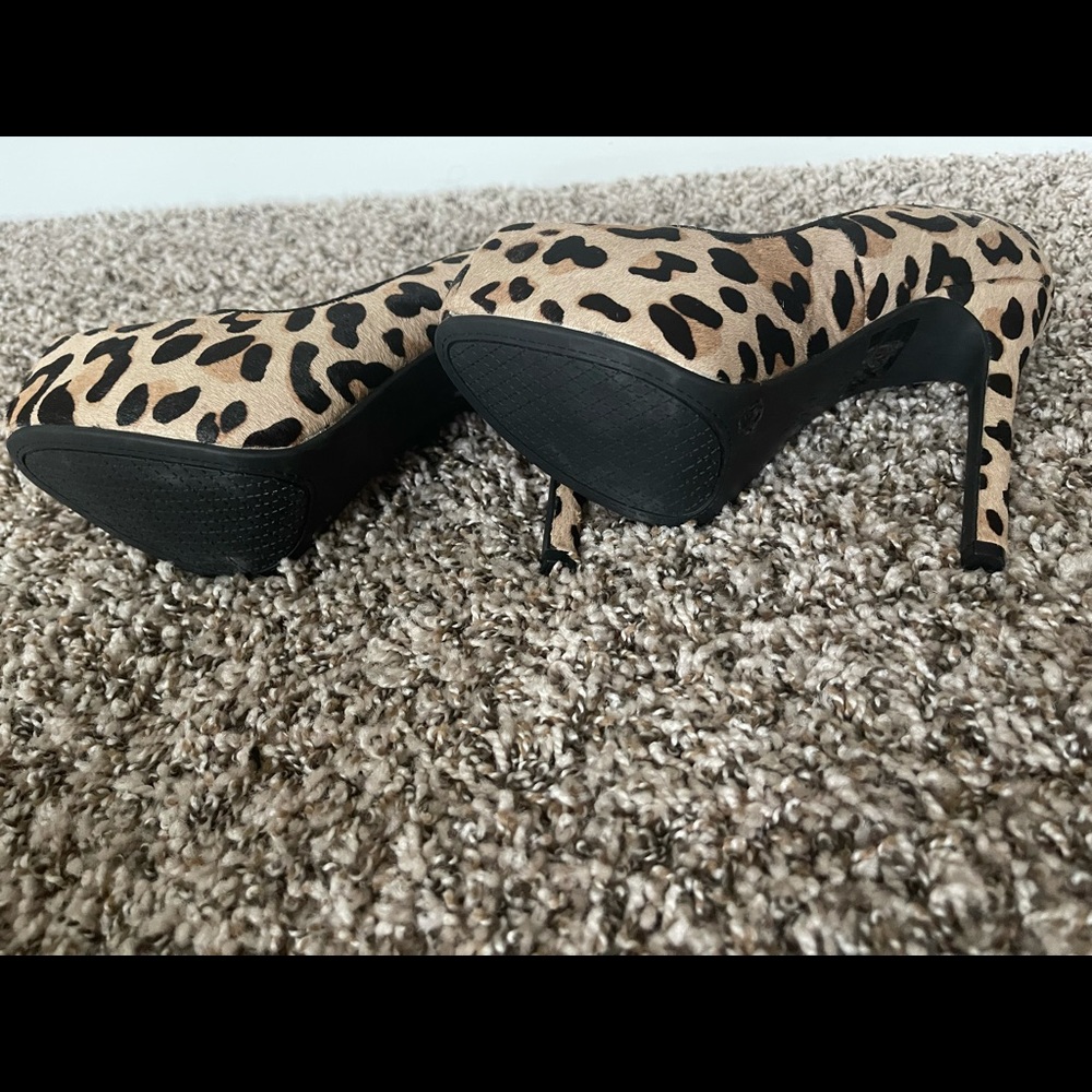 Leopard Jessica Simpson pumps